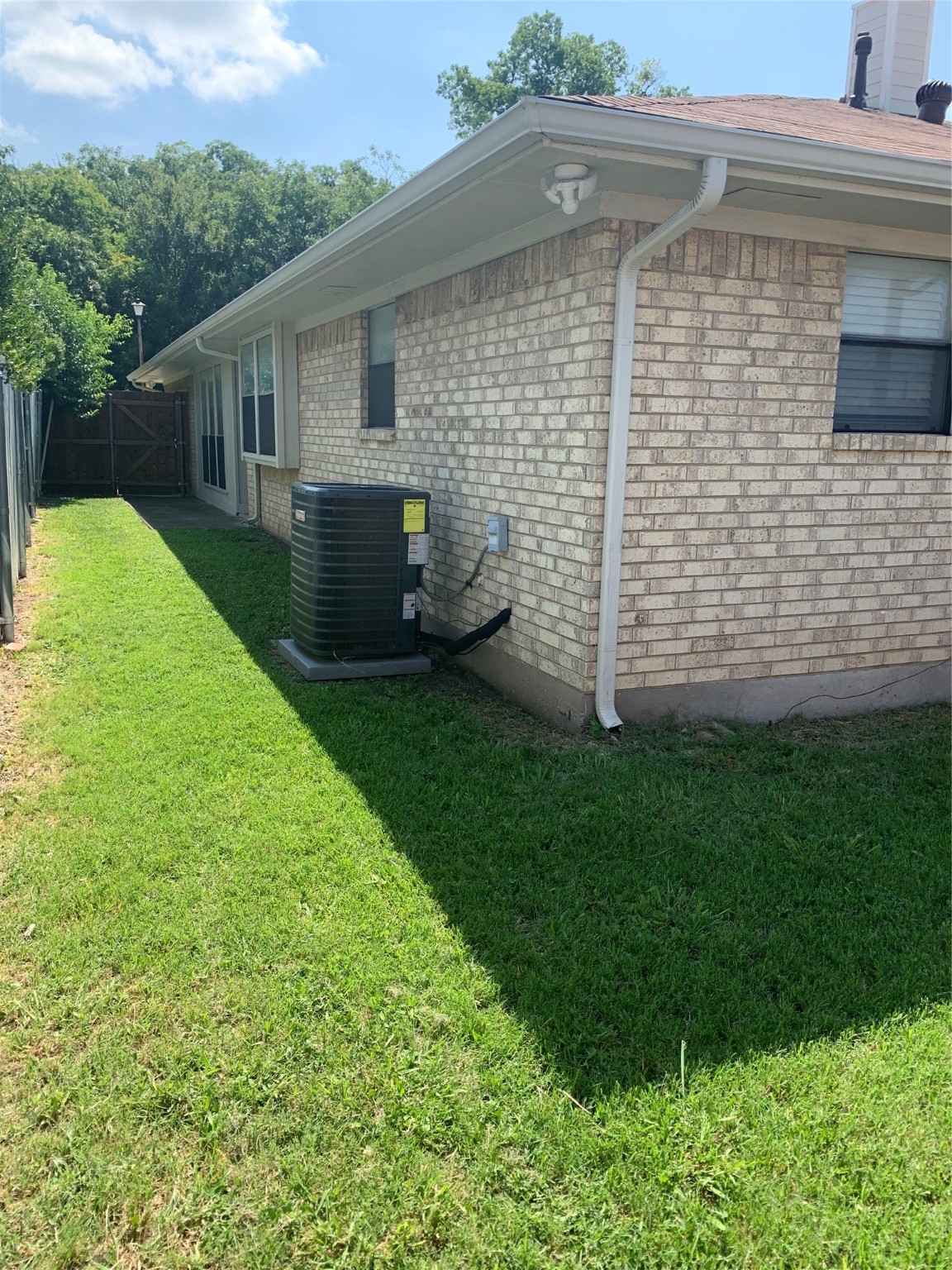 1520 Parkside Drive Carrollton TX 75006