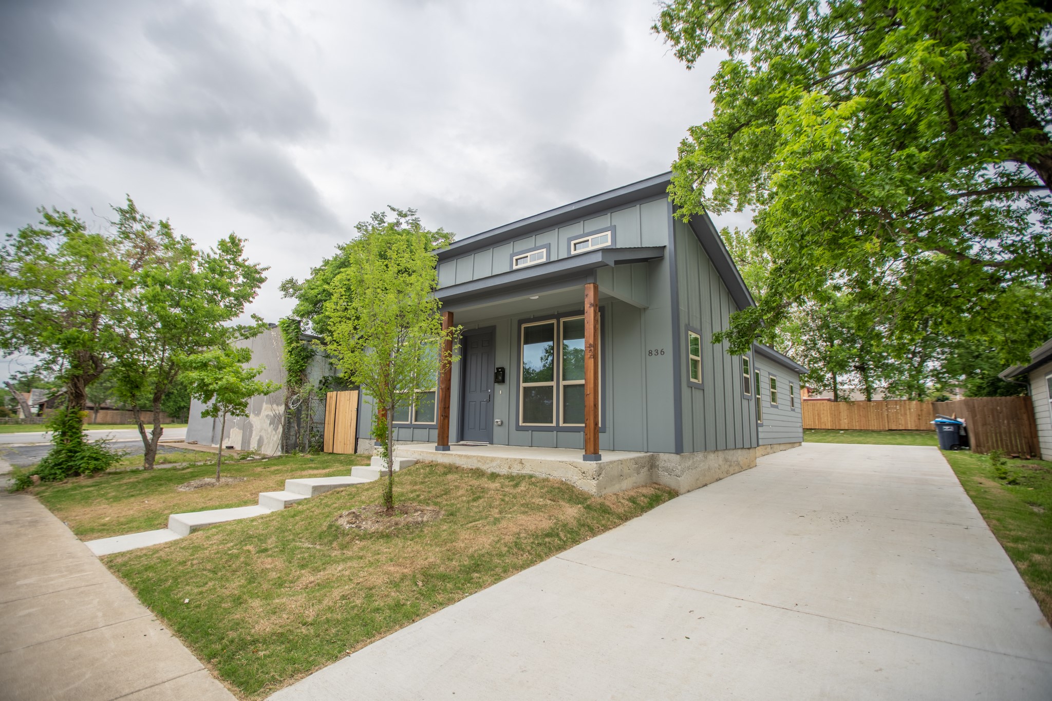 836 E Maddox Avenue Fort Worth TX 76104