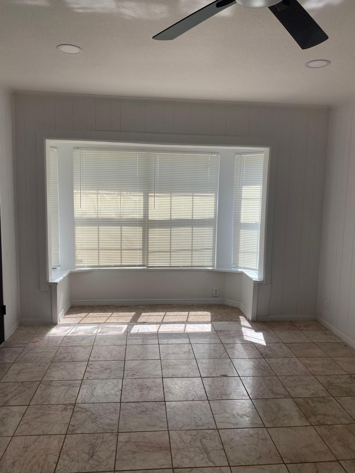 7911 Komalty Drive Dallas TX 75217