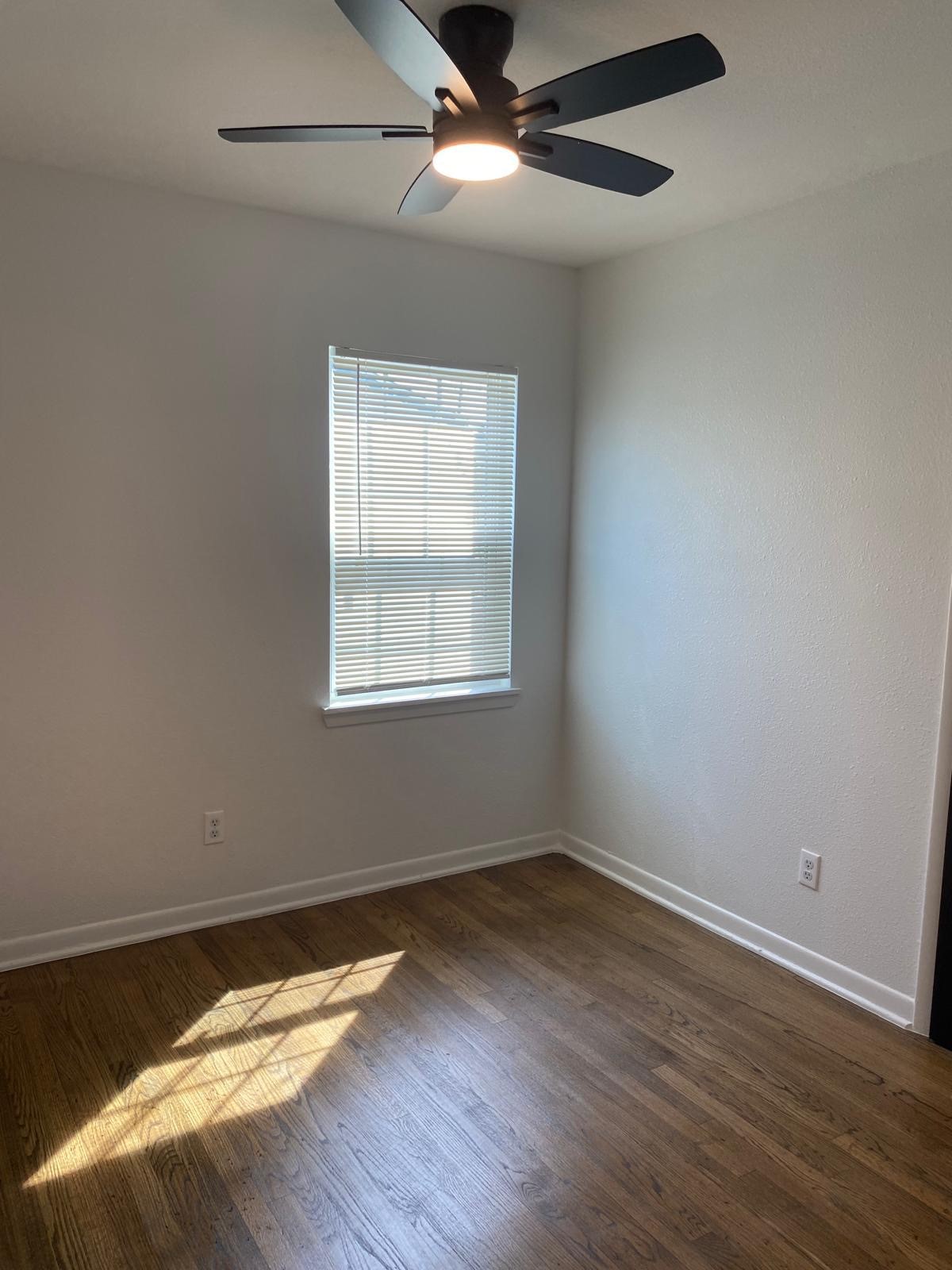 7911 Komalty Drive Dallas TX 75217