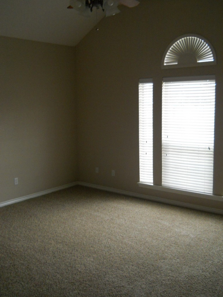202 Ruger Street Tuscola TX 79562