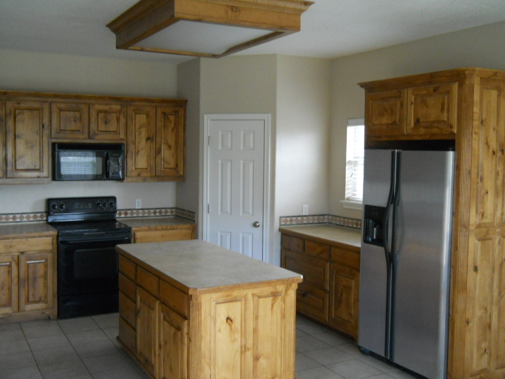 202 Ruger Street Tuscola TX 79562