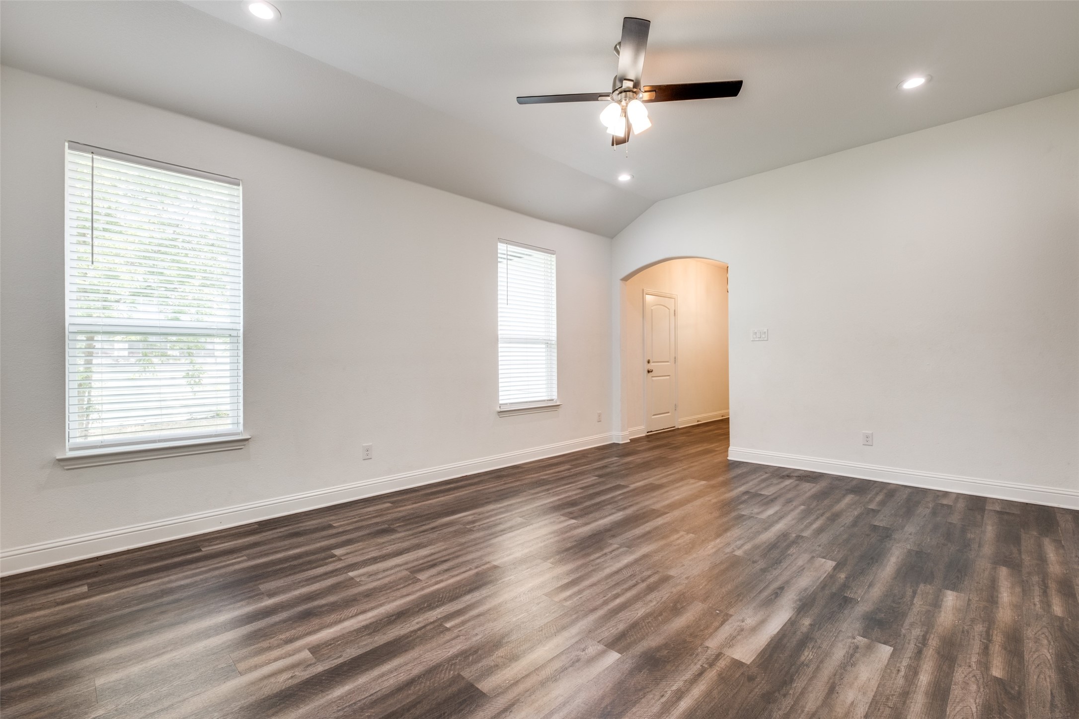 2918 Morgan Drive Dallas TX 75241