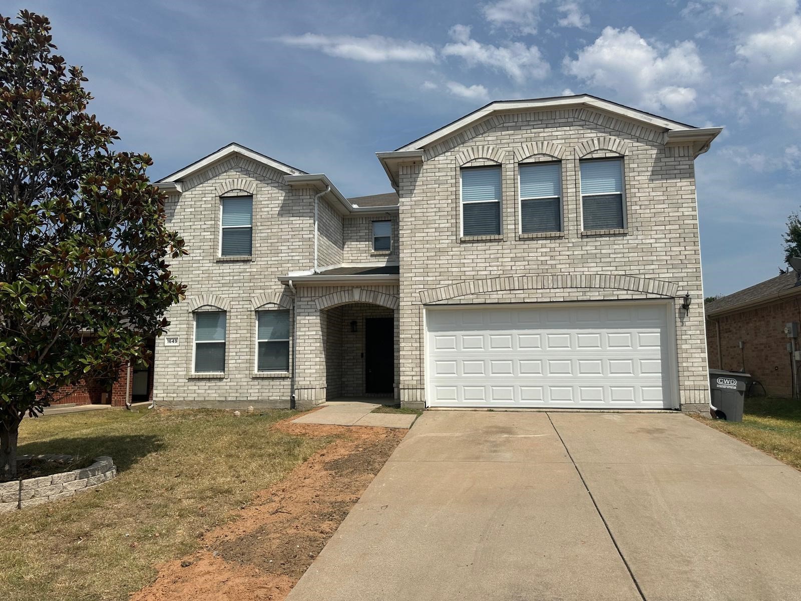 1649 Crown Point Drive Little Elm TX 75036