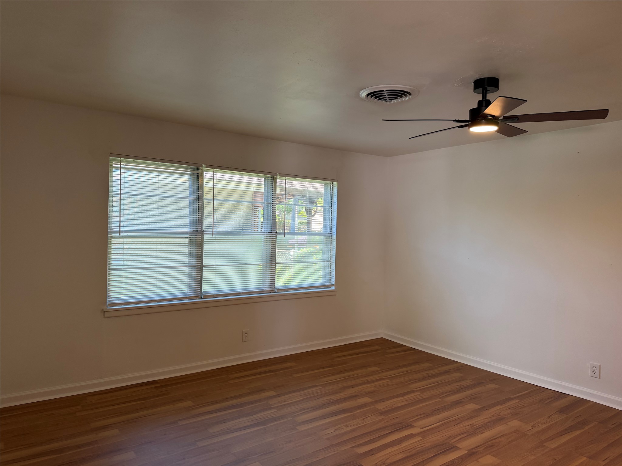 2800 W Fuller Avenue Fort Worth TX 76133