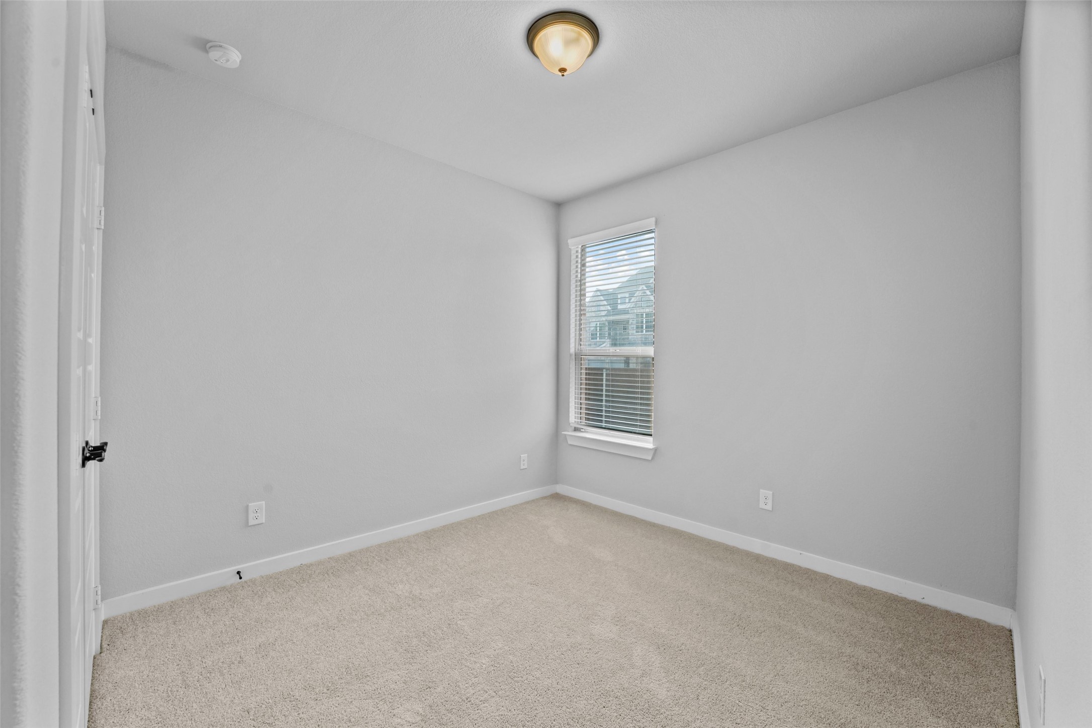 1375 Silverthorn Trail Justin TX 76247
