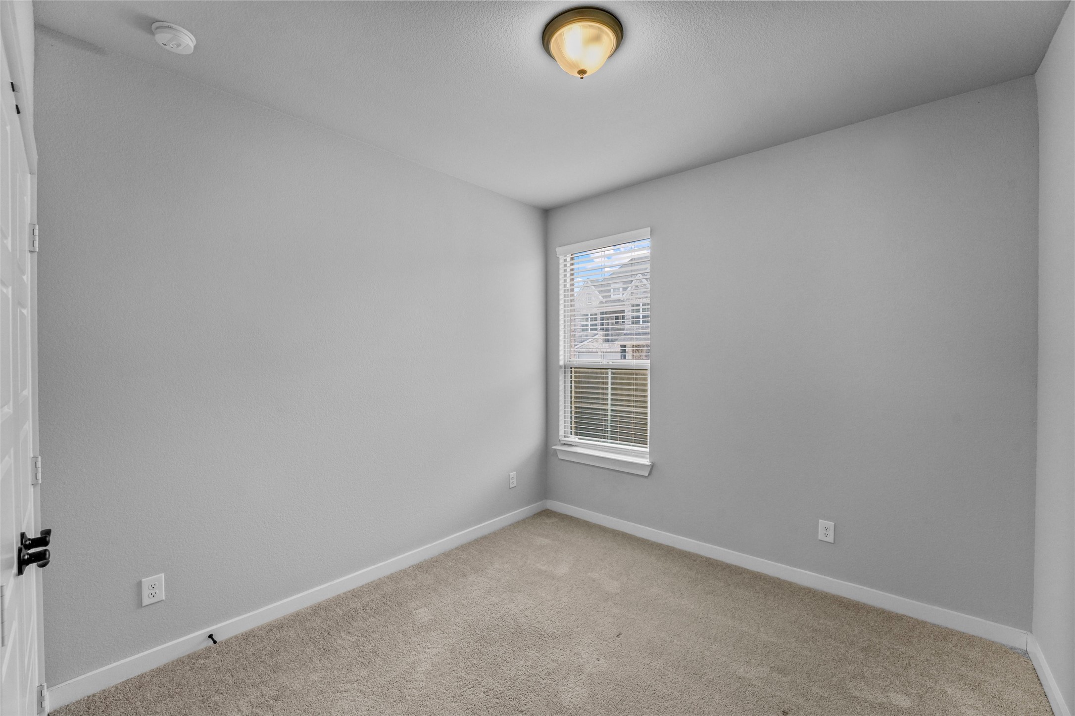 1375 Silverthorn Trail Justin TX 76247