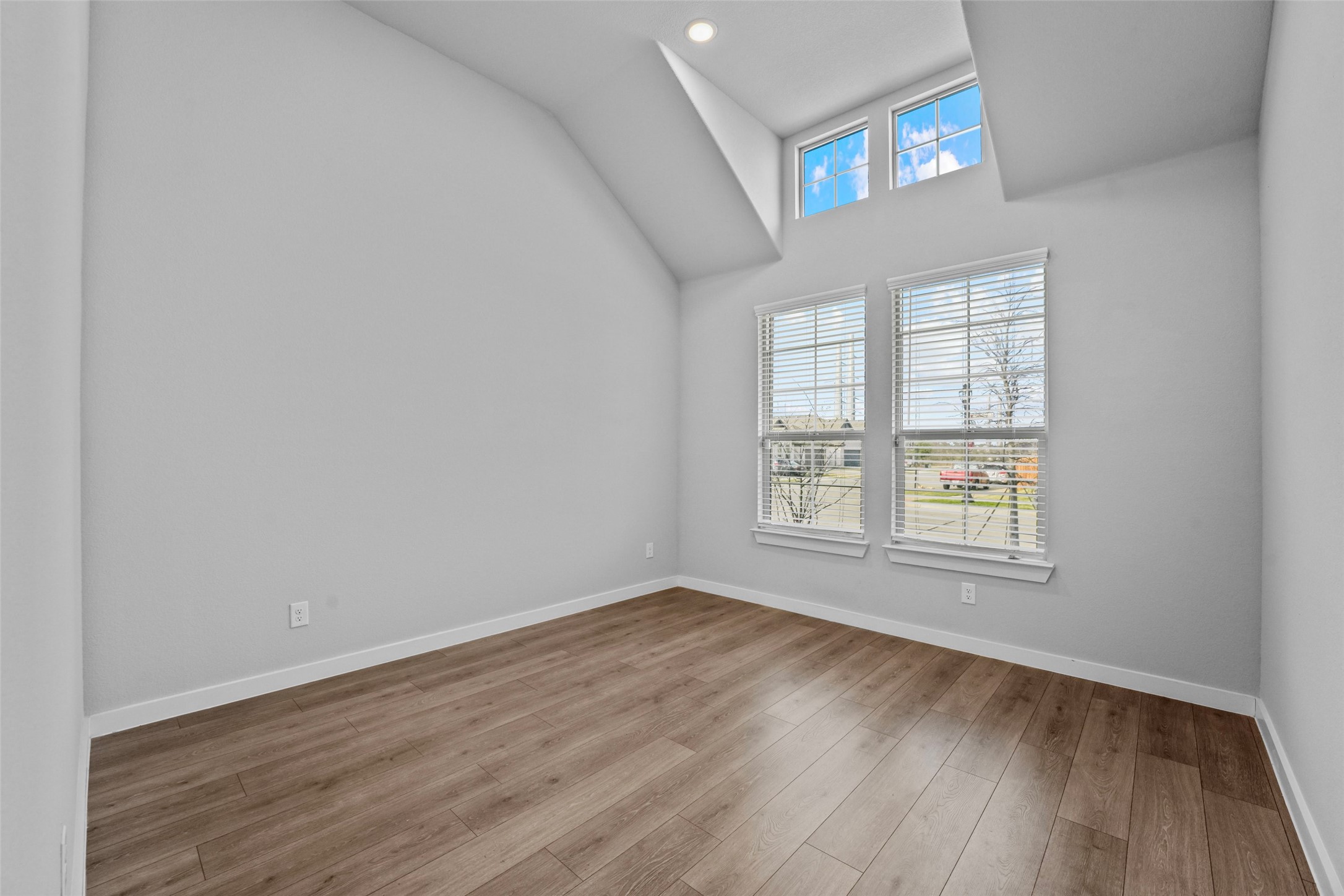 1375 Silverthorn Trail Justin TX 76247