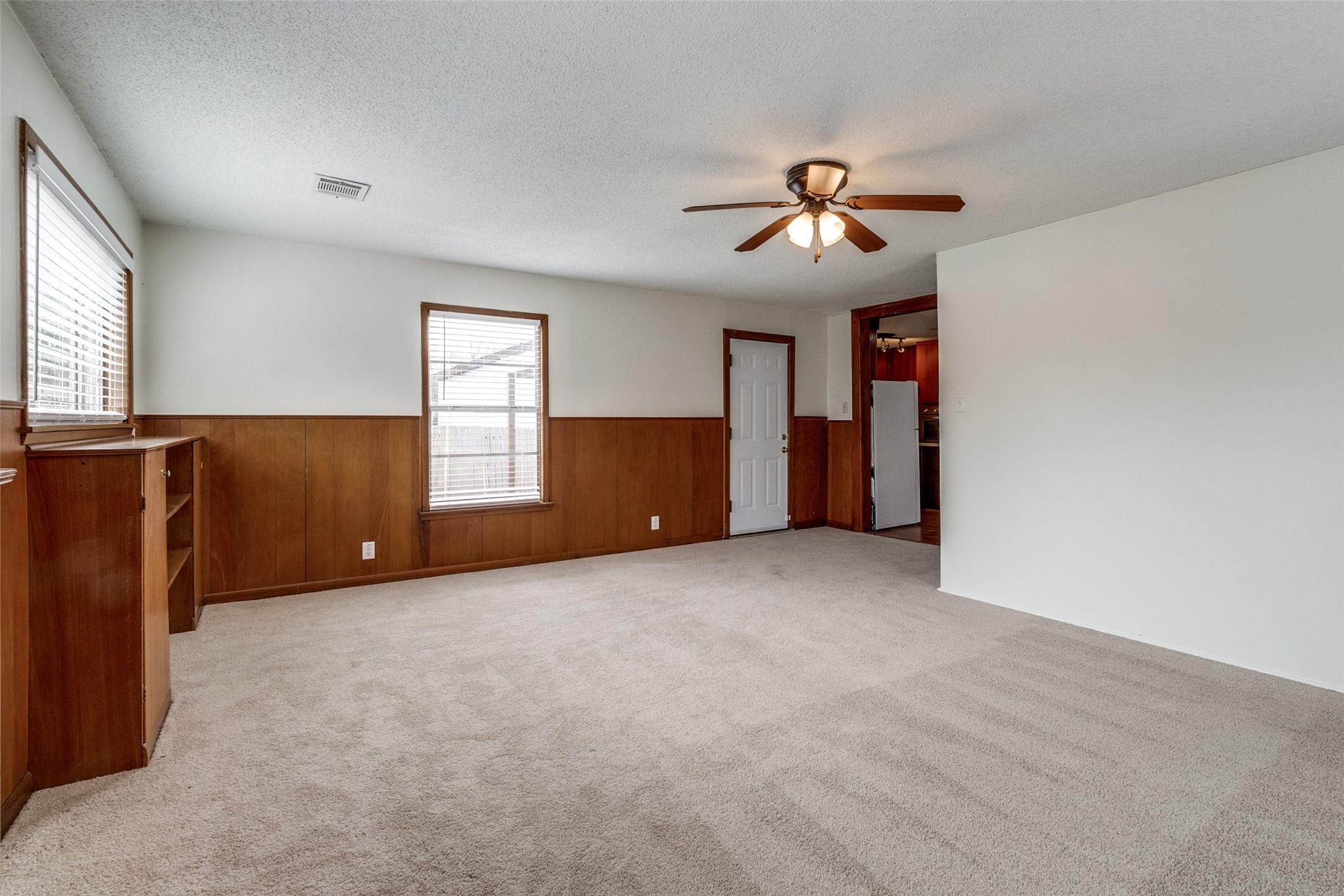 10414 Losa Drive Dallas TX 75218