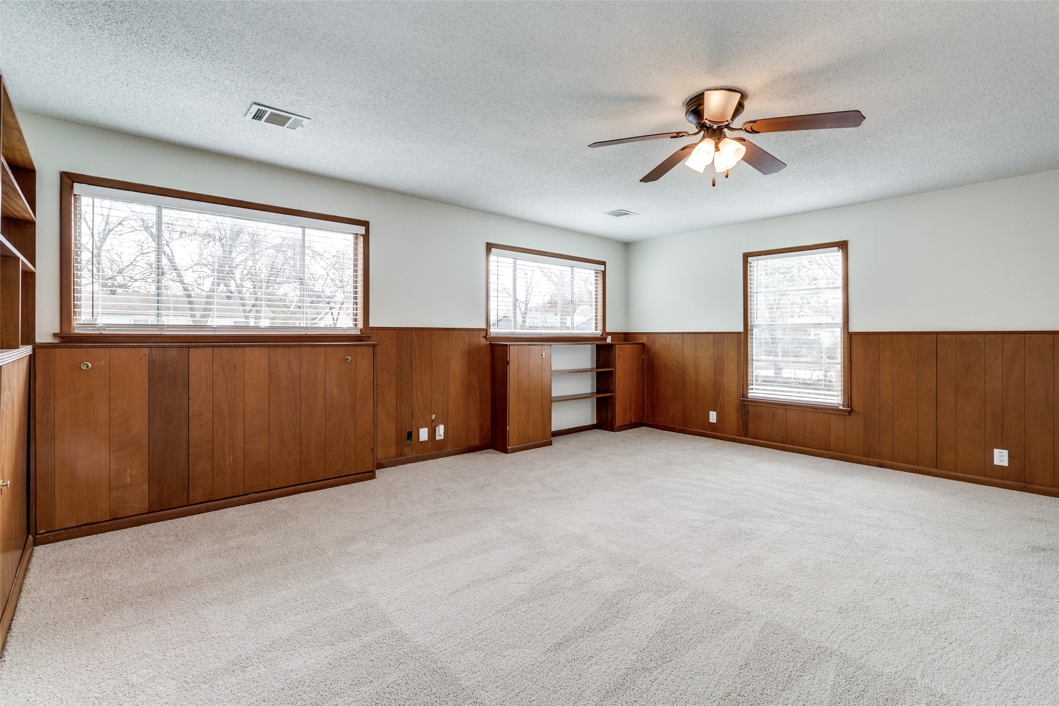 10414 Losa Drive Dallas TX 75218