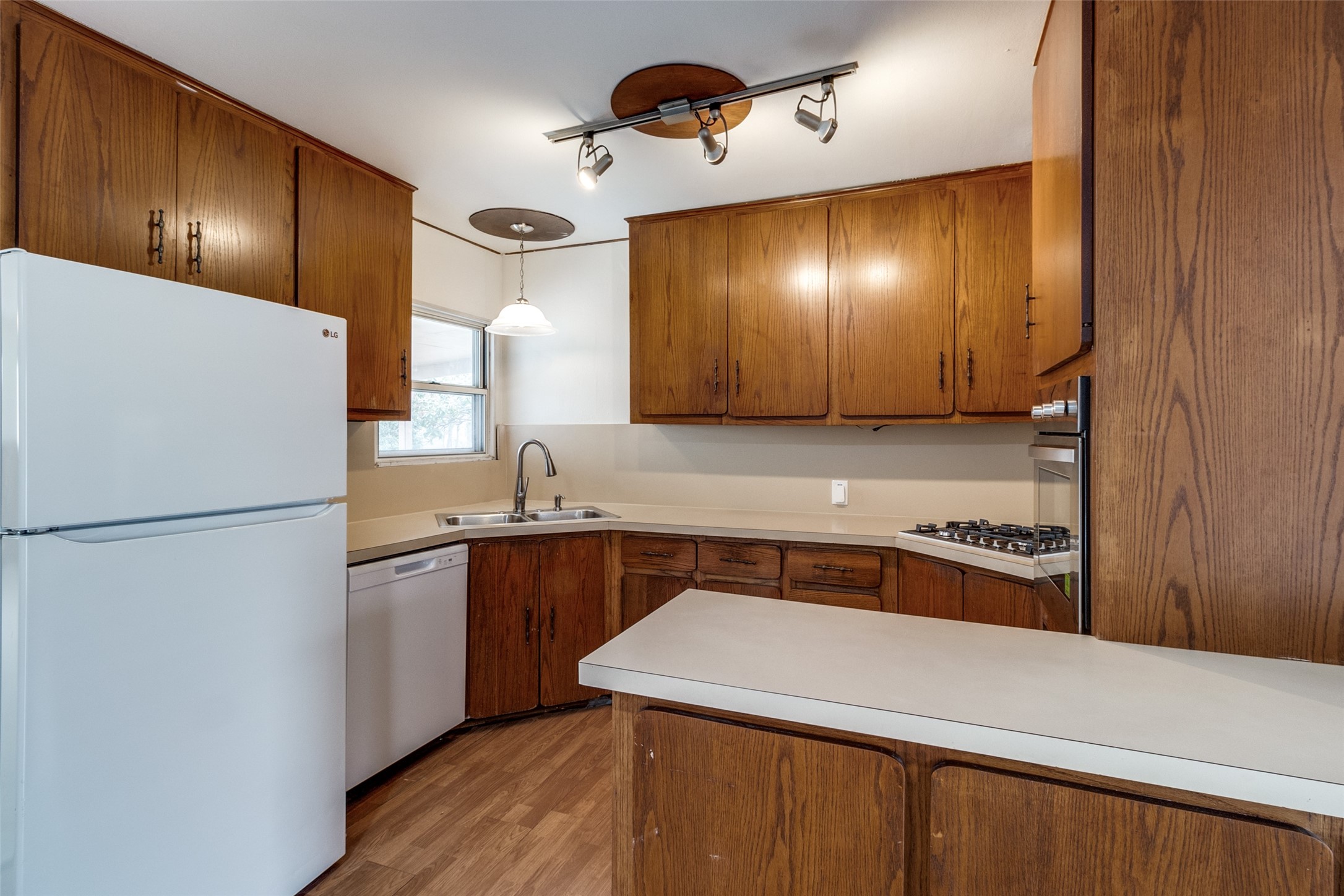 10414 Losa Drive Dallas TX 75218