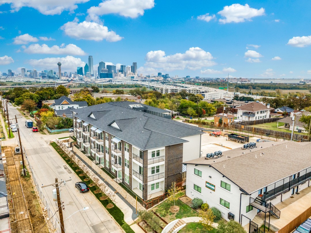 624 N Lancaster Avenue Dallas TX 75203