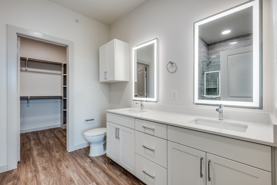 624 N Lancaster Avenue Dallas TX 75203
