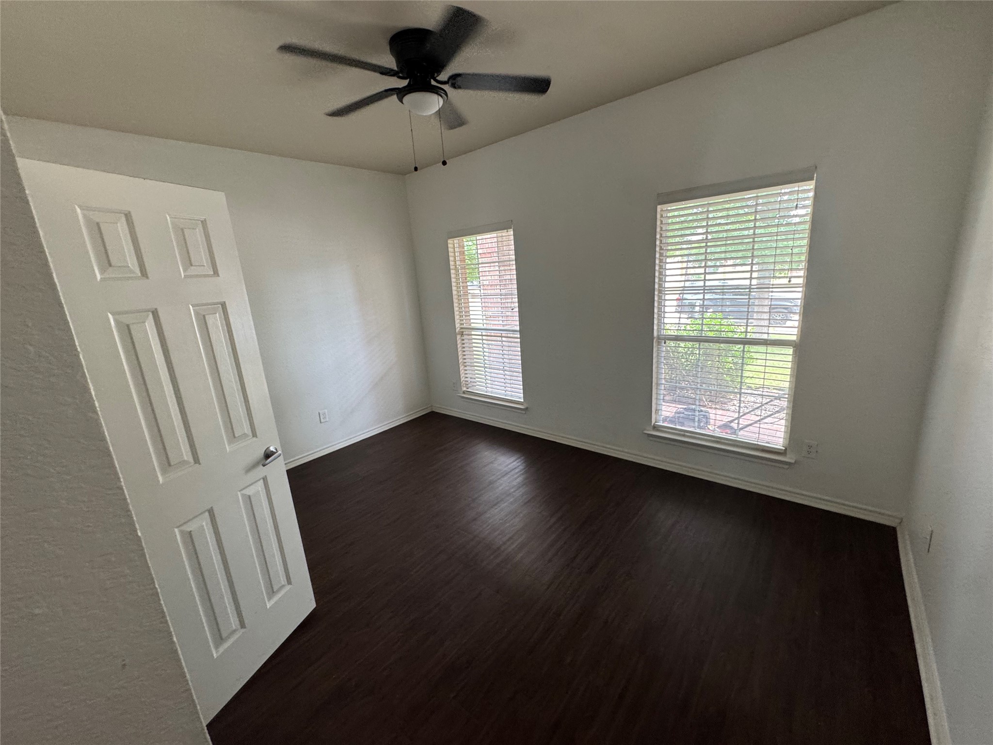 1137 Hearthstone Drive Burleson TX 76028