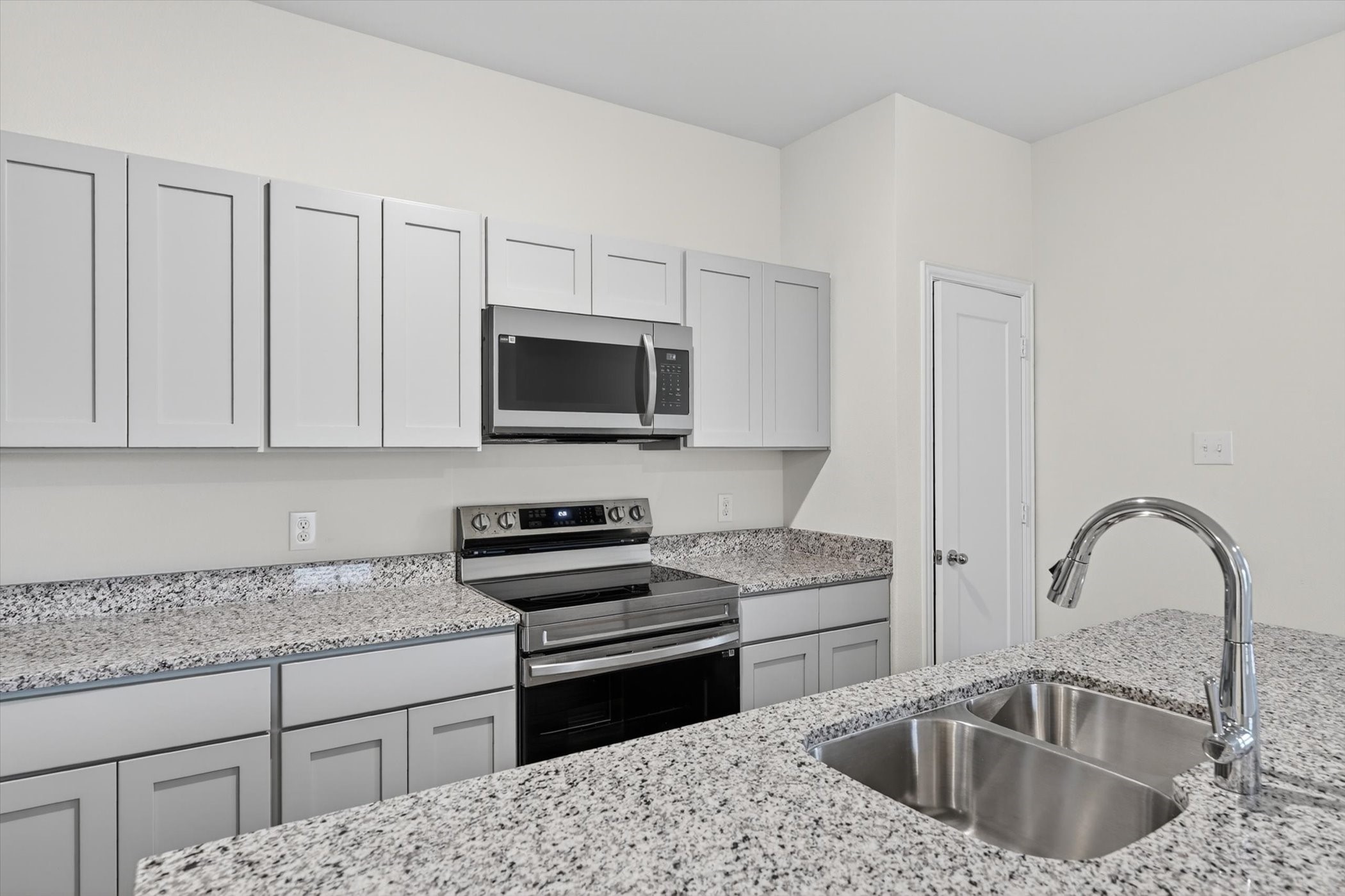 102 Goel Street Greenville TX 75402