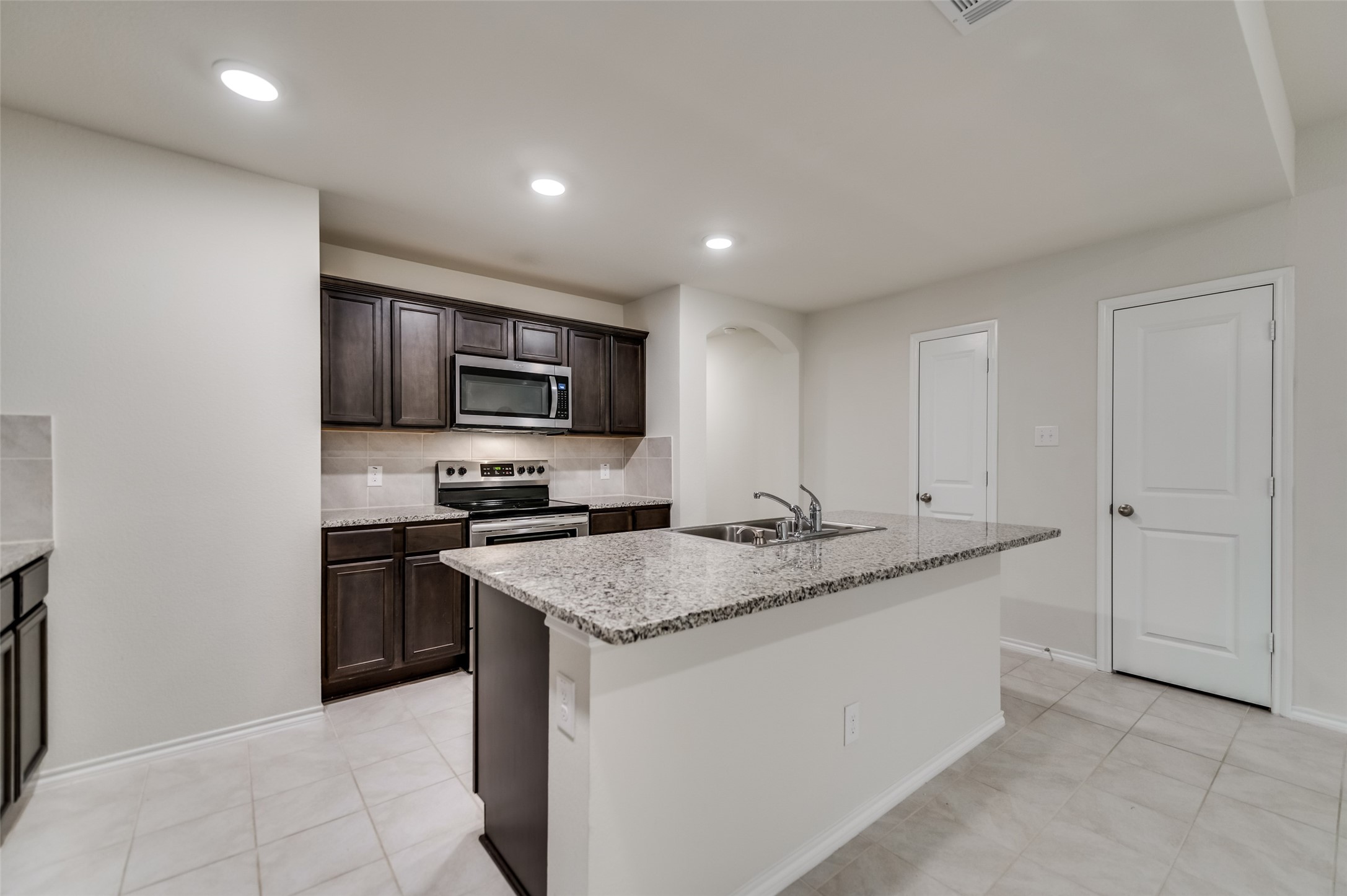 1302 Meadow Creek Drive Princeton TX 75407