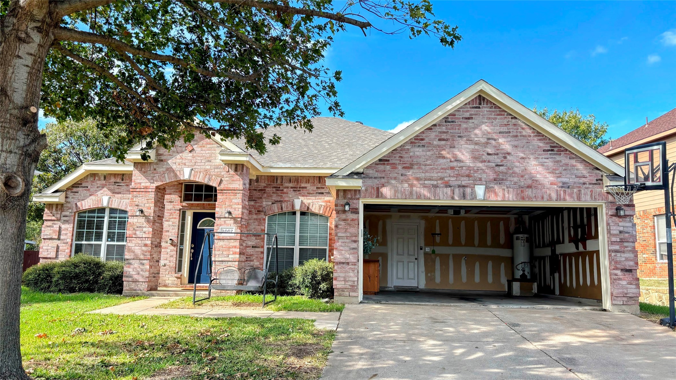 2007 Walnut Hills Lane Mansfield TX 76063