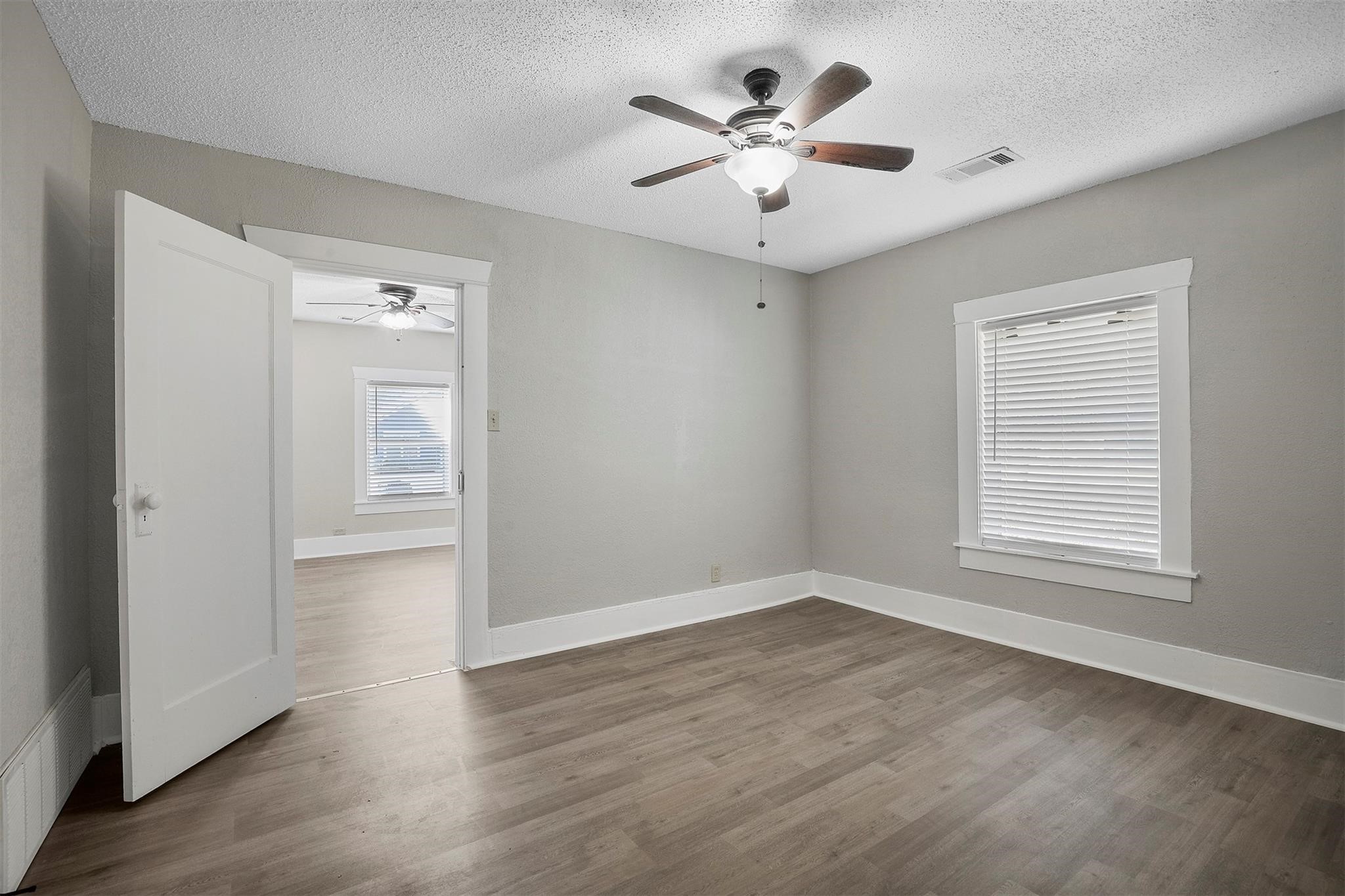 509 E Heron Denison TX 75021