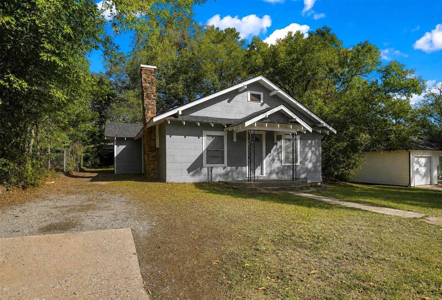 509 E Heron Denison TX 75021