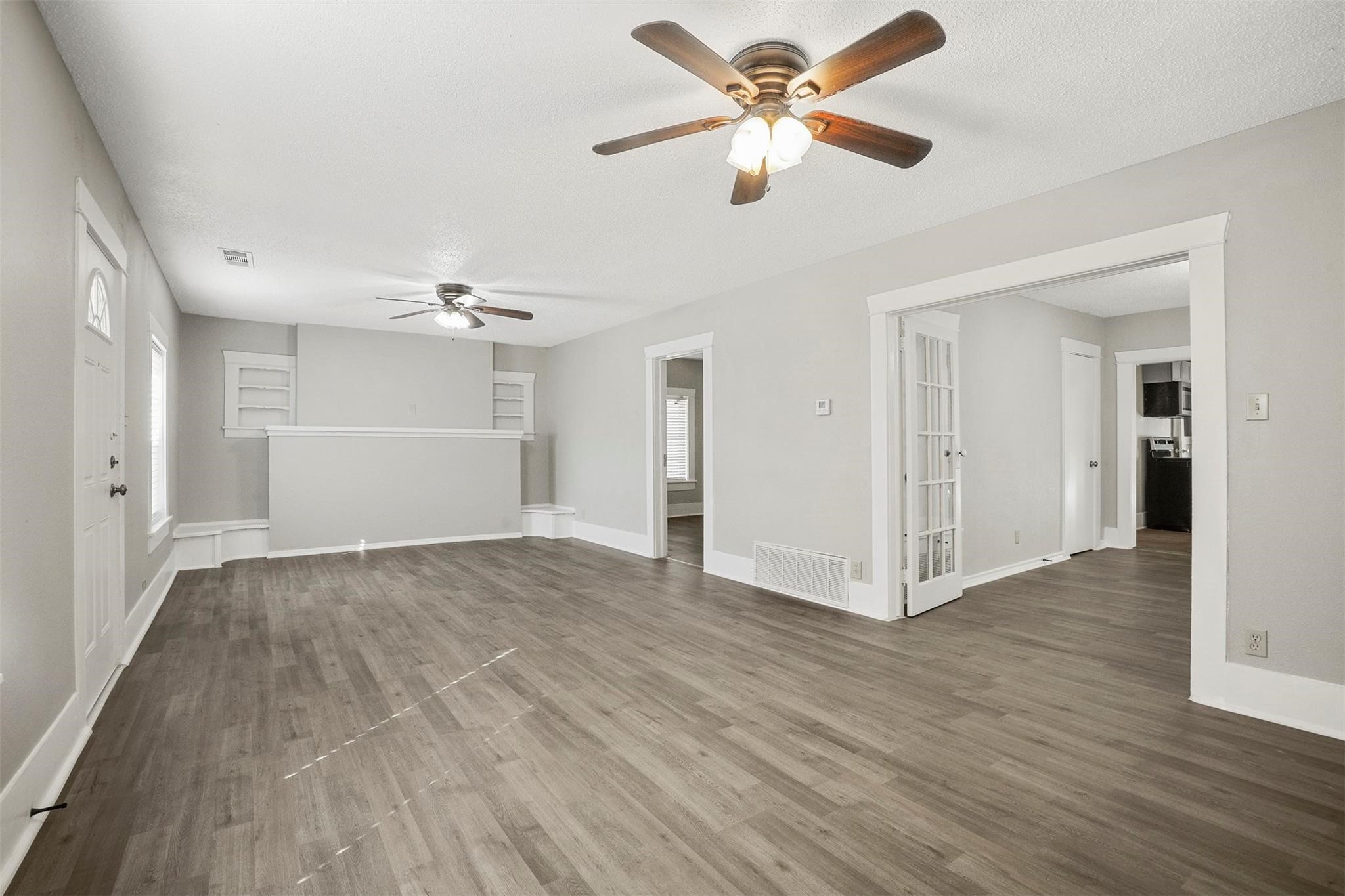 509 E Heron Denison TX 75021