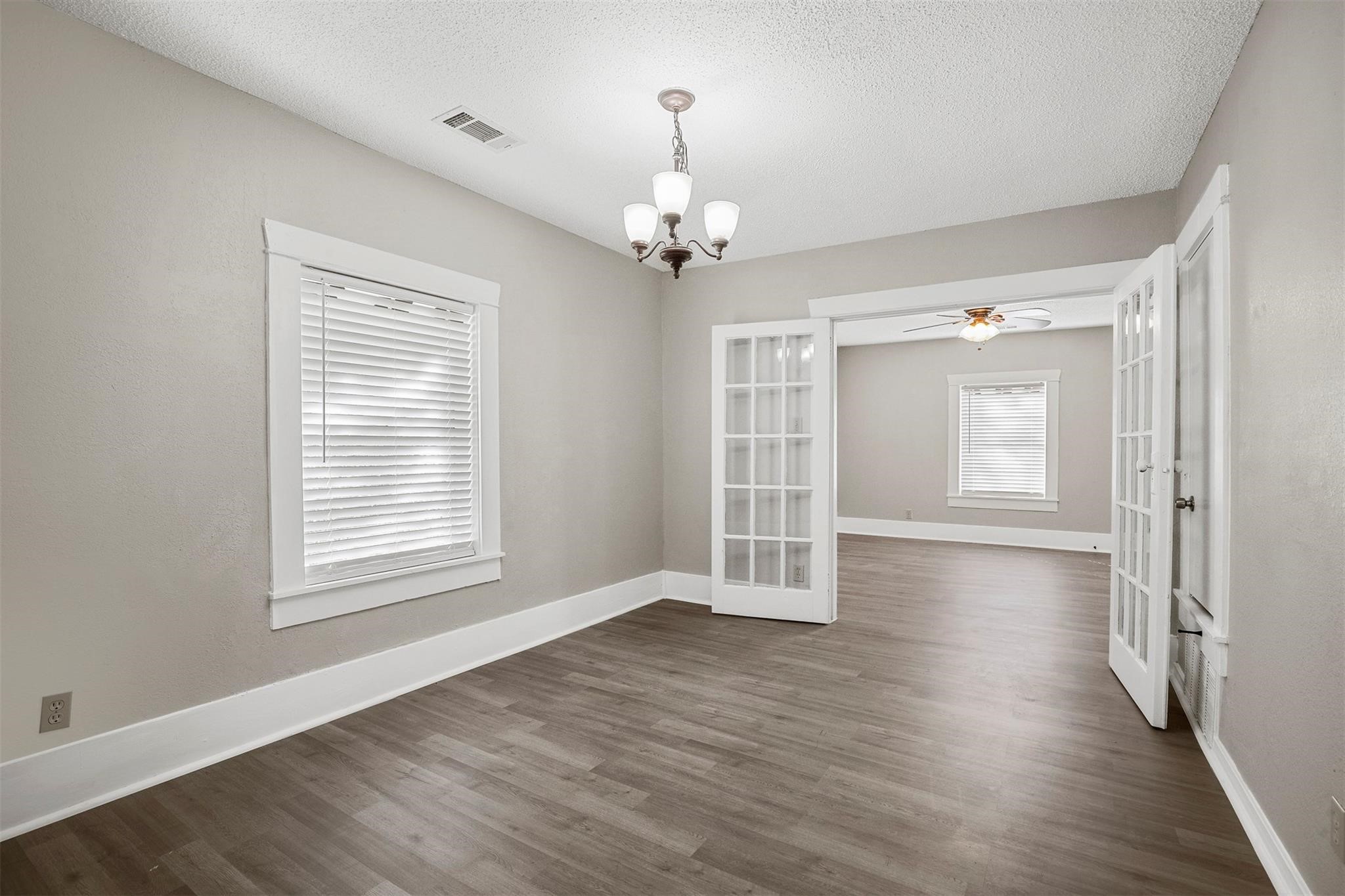 509 E Heron Denison TX 75021