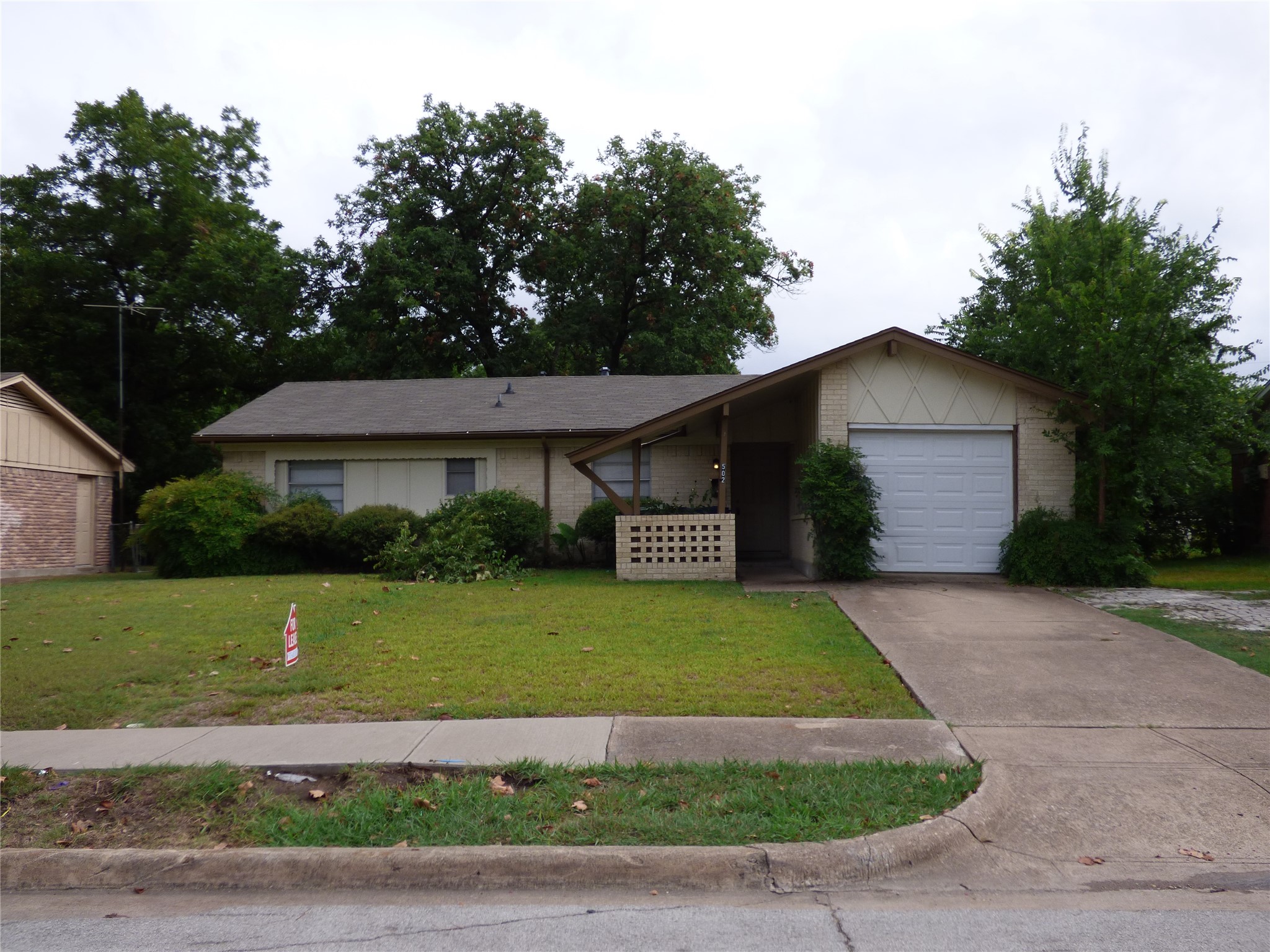502 Moonlight Drive Garland TX 75040