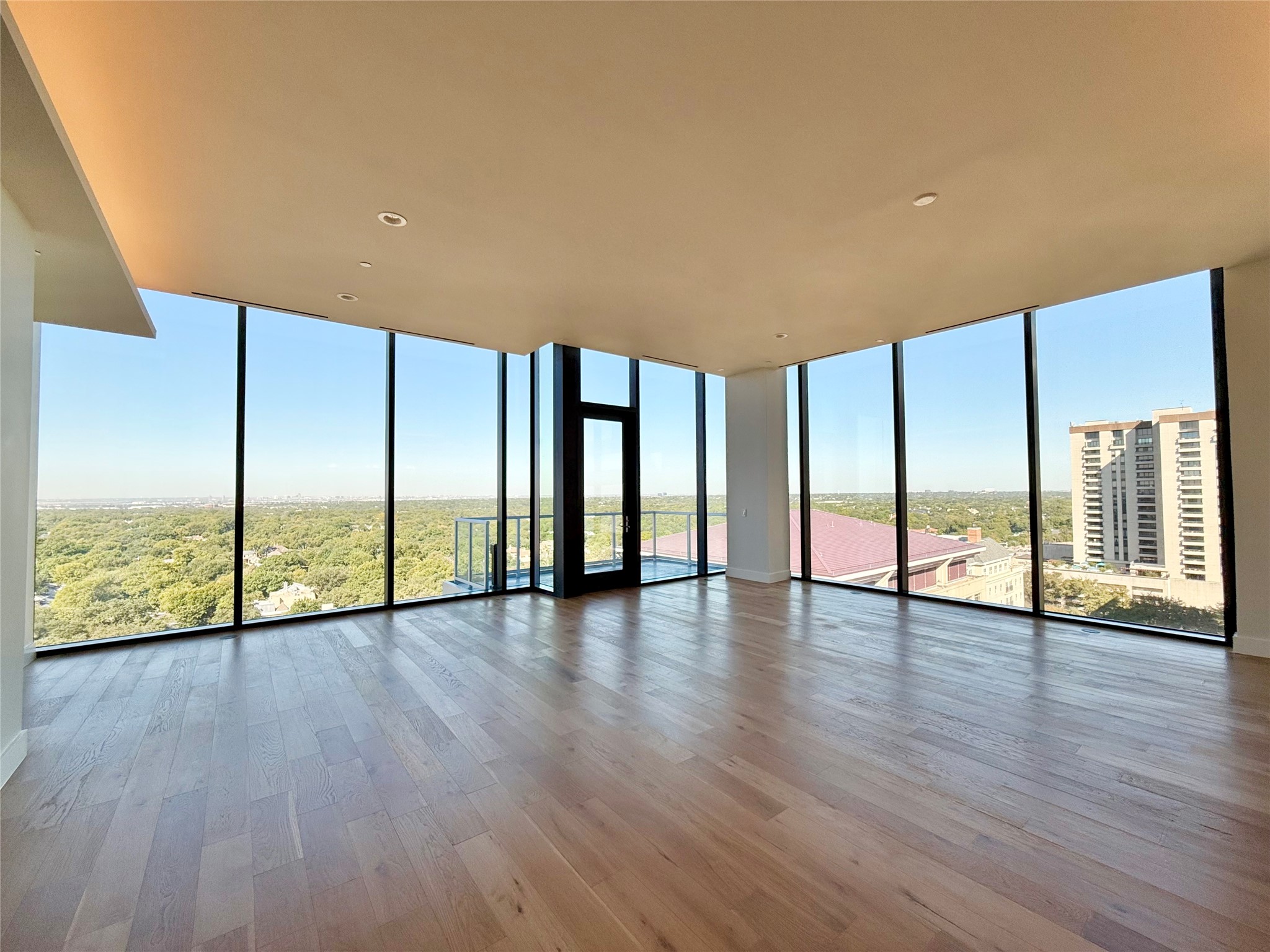 8119 Douglas Avenue Dallas TX 75225