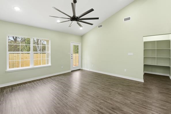 806 S Newsom Street Mineola TX 75773