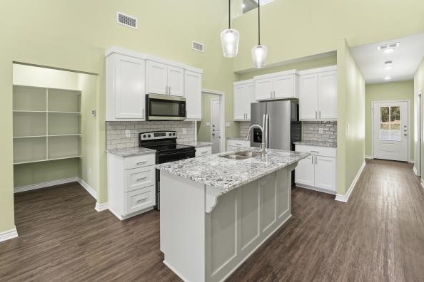 806 S Newsom Street Mineola TX 75773