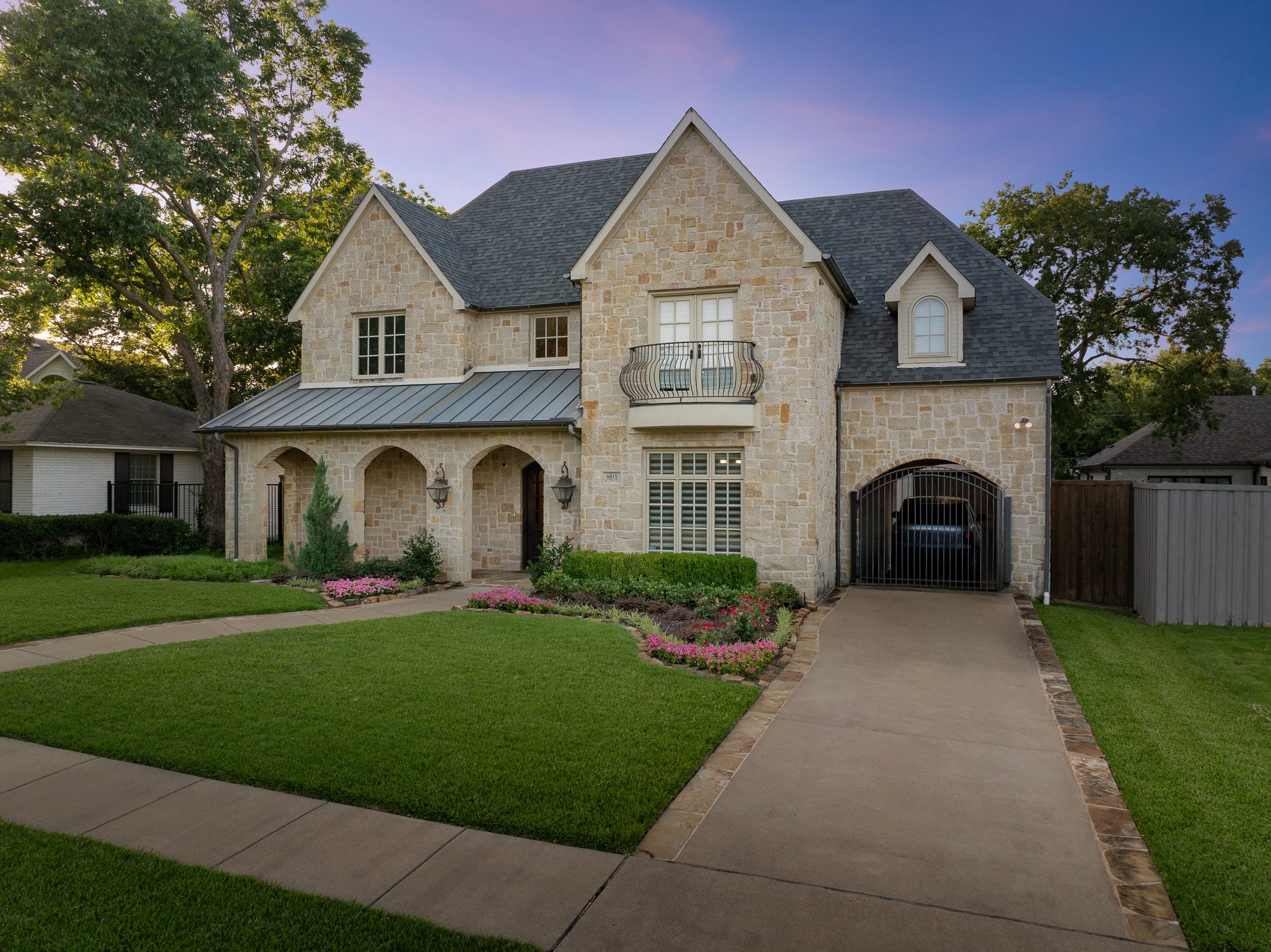 6815 Park Lane Dallas TX 75225