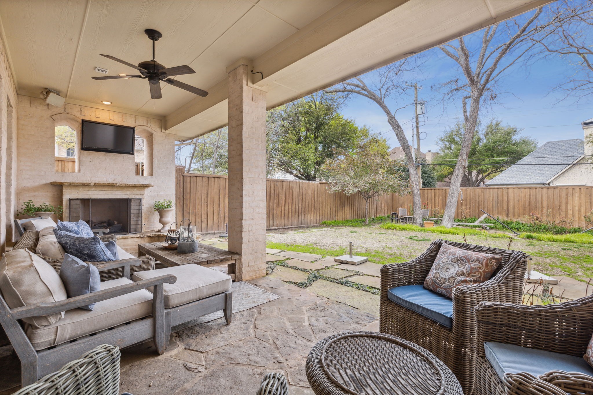 6815 Park Lane Dallas TX 75225