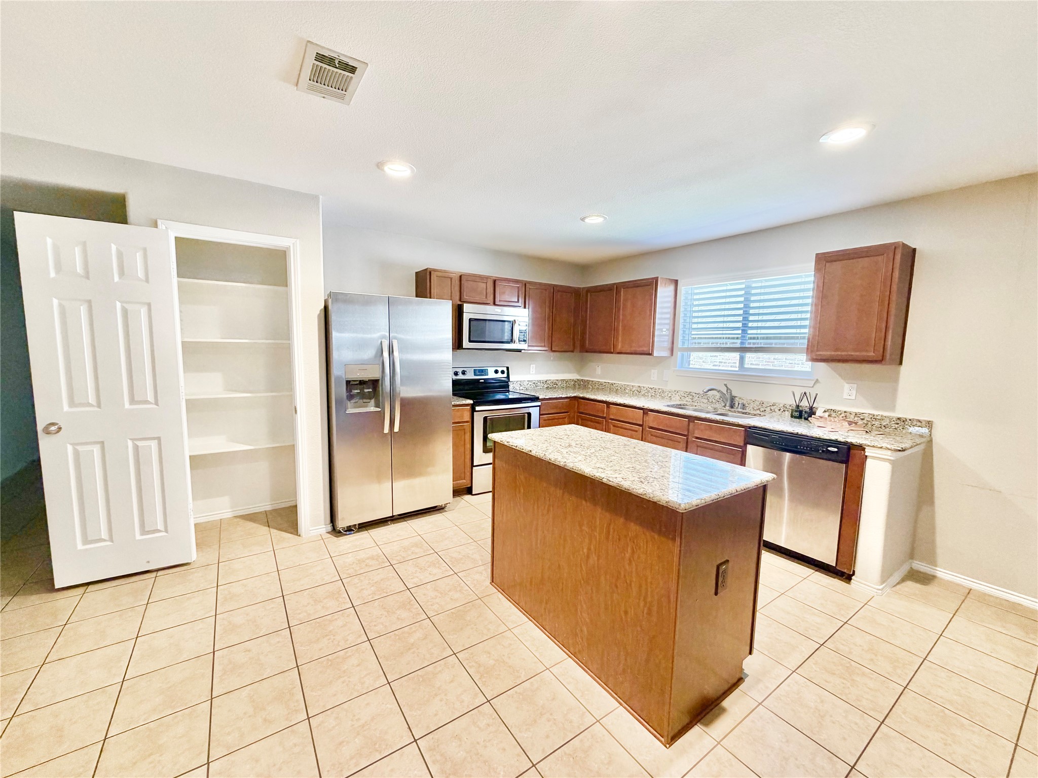 6928 Derbyshire Drive Fort Worth TX 76137