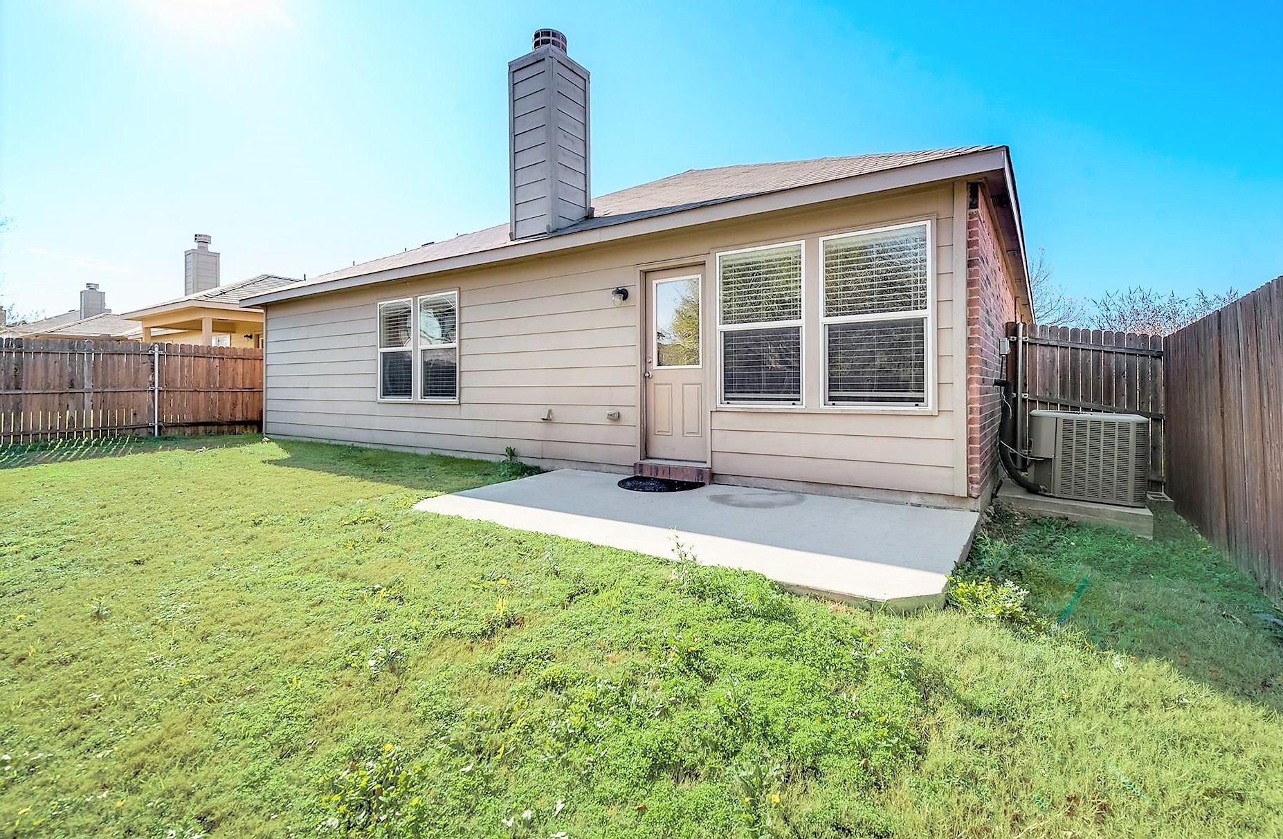 6928 Derbyshire Drive Fort Worth TX 76137