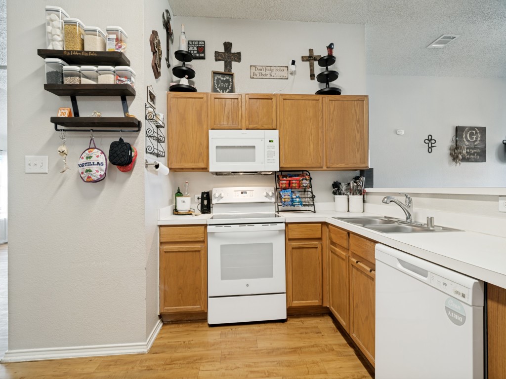 1109 Alexandria Drive Forney TX 75126