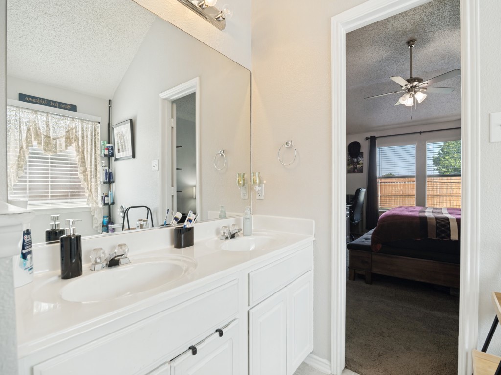 1109 Alexandria Drive Forney TX 75126