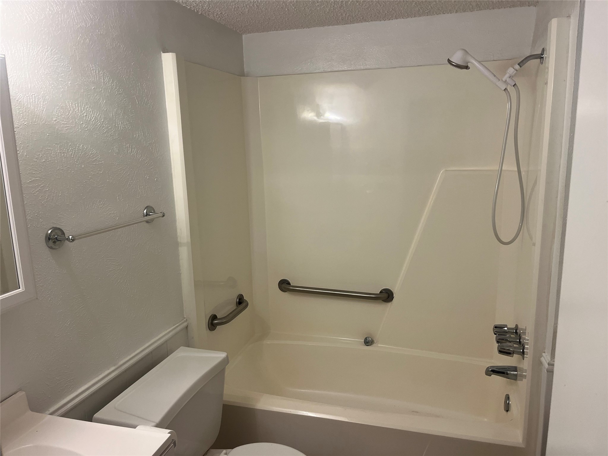 316 E White Street Pilot Point TX 76258