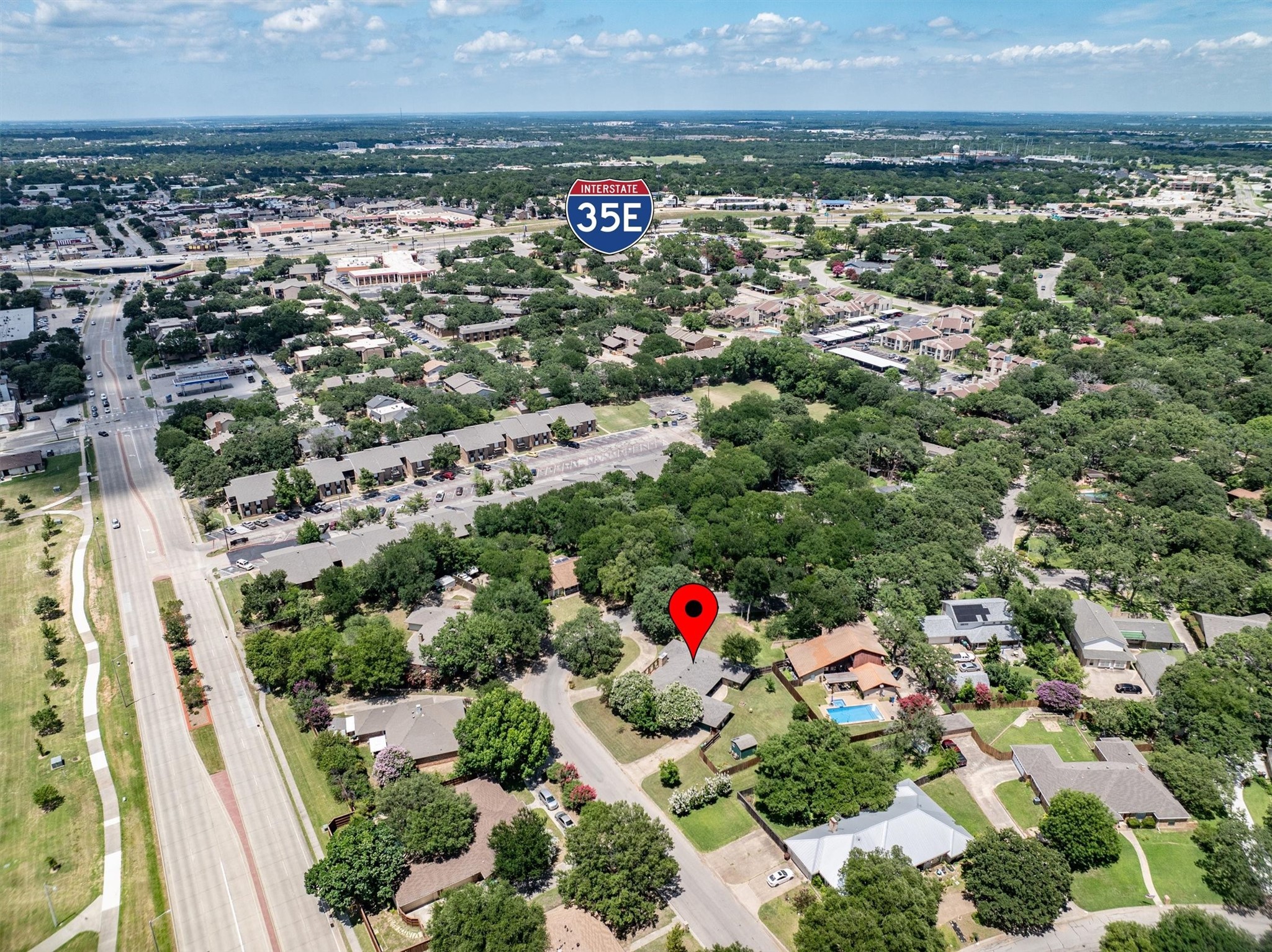 2016 Pembrooke Place Denton TX 76205