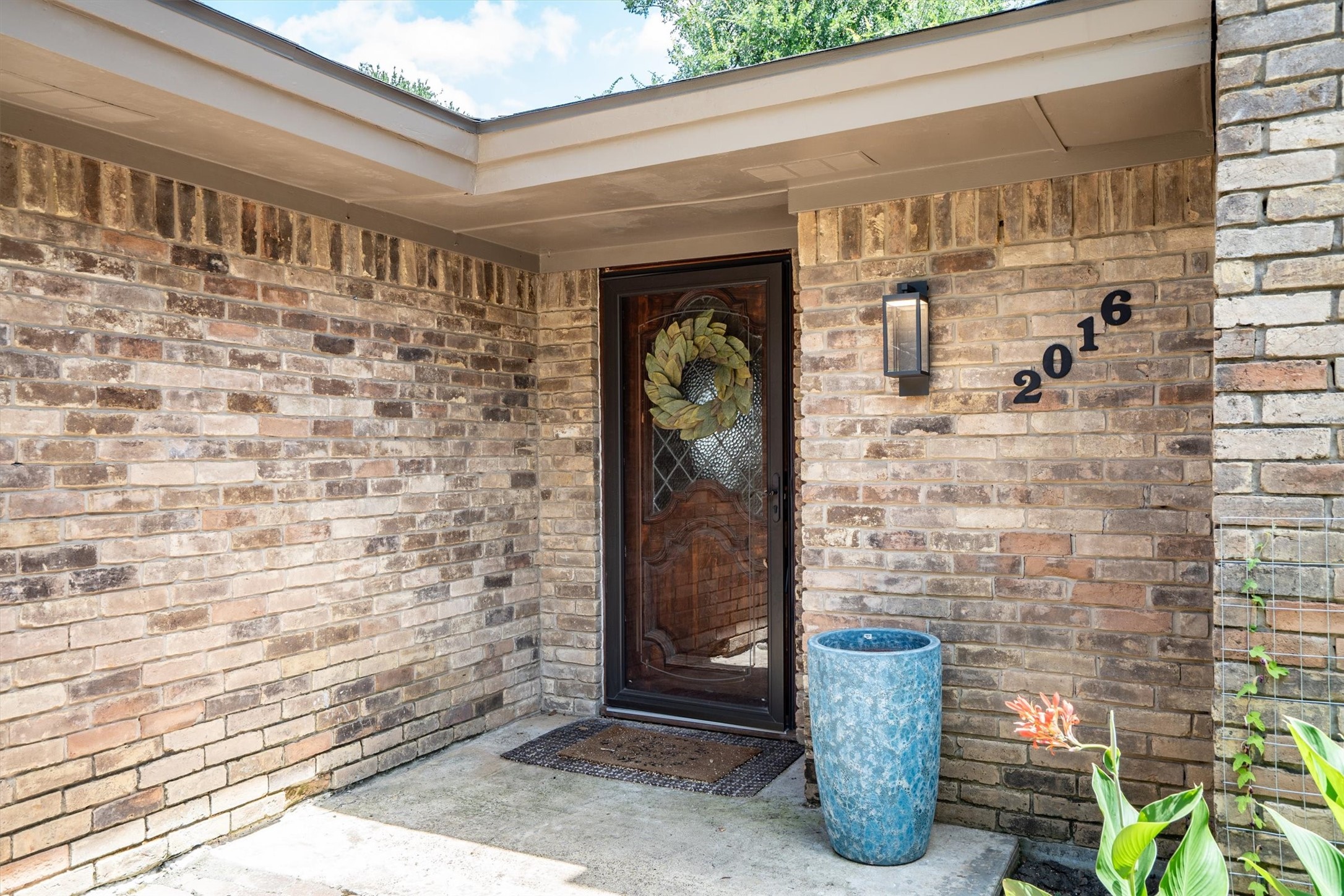 2016 Pembrooke Place Denton TX 76205