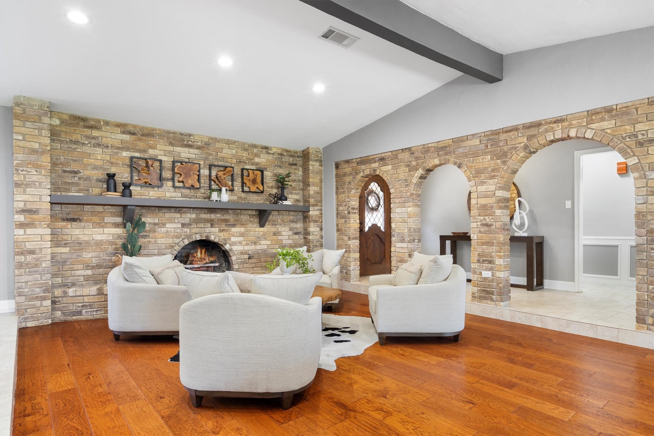 2016 Pembrooke Place Denton TX 76205