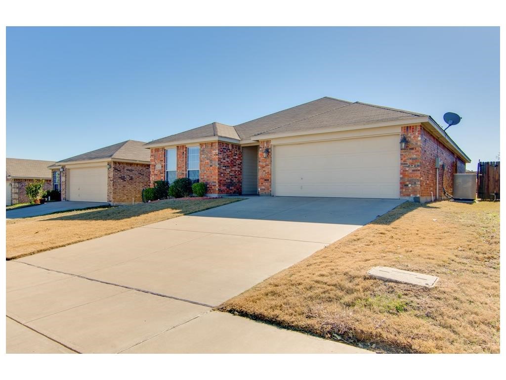 9117 Nathan Drive White Settlement TX 76108