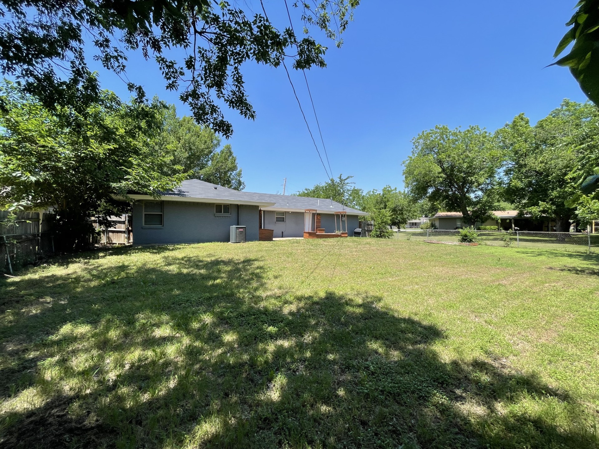 4828 Grove Street North Richland Hills TX 76180