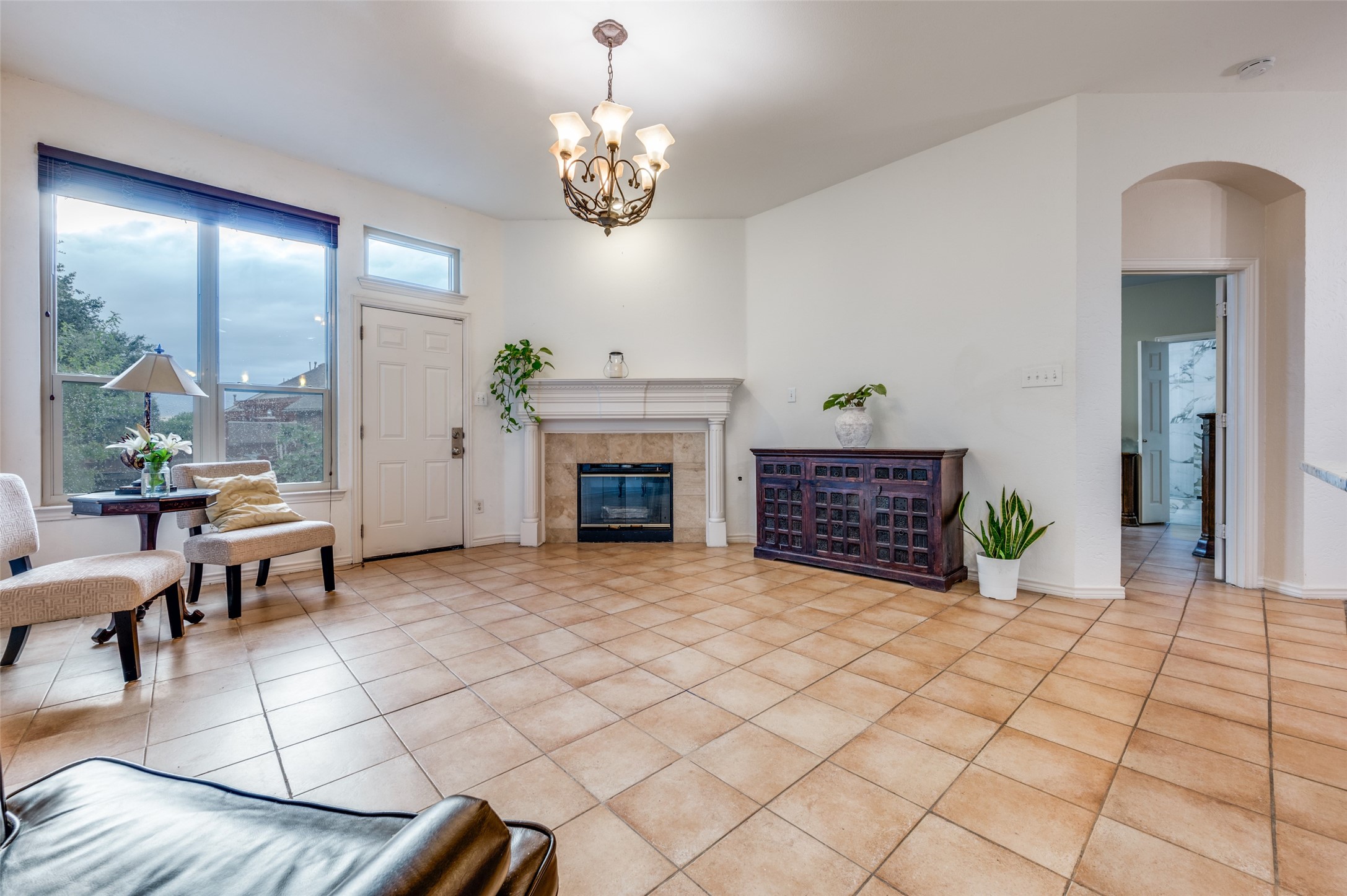9801 Sunrise Court Irving TX 75063