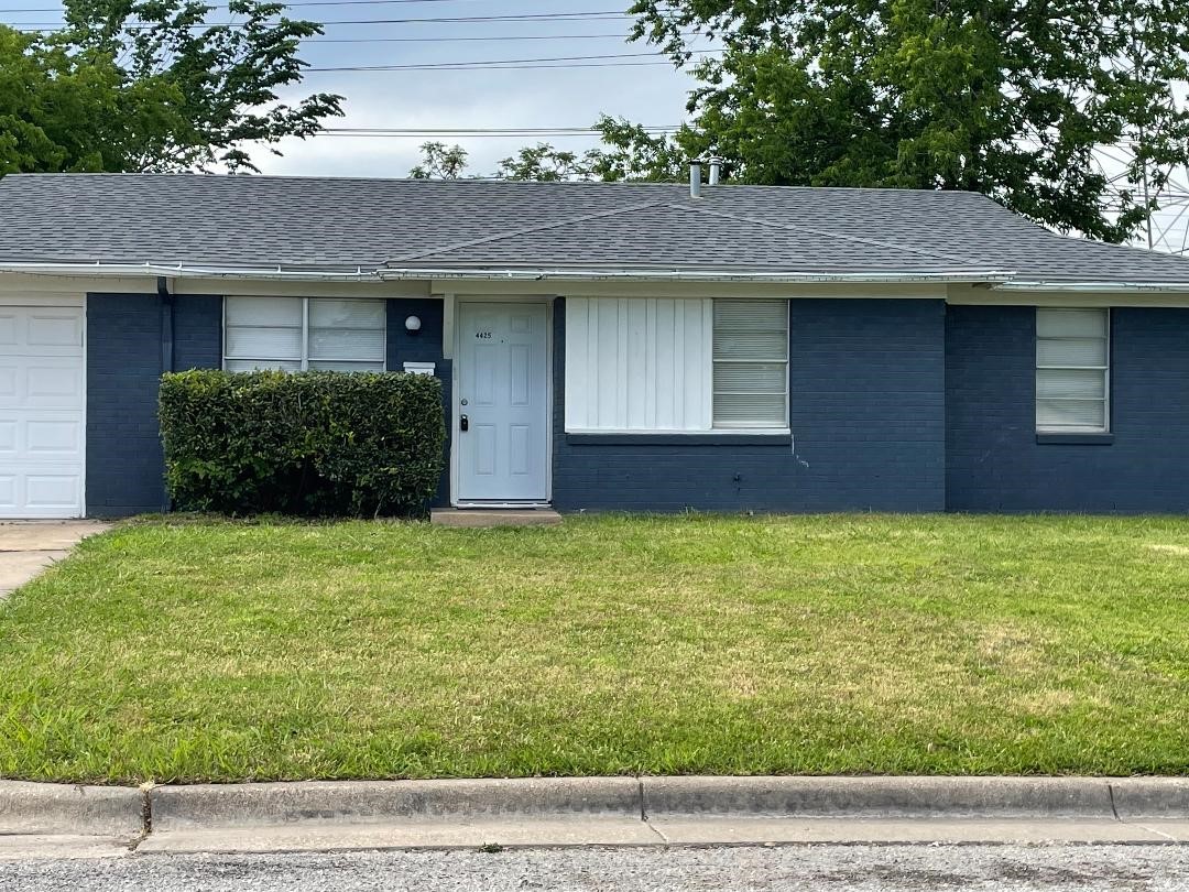 4425 Jane Anne Street Haltom City TX 76117