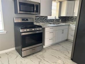 4425 Jane Anne Street Haltom City TX 76117