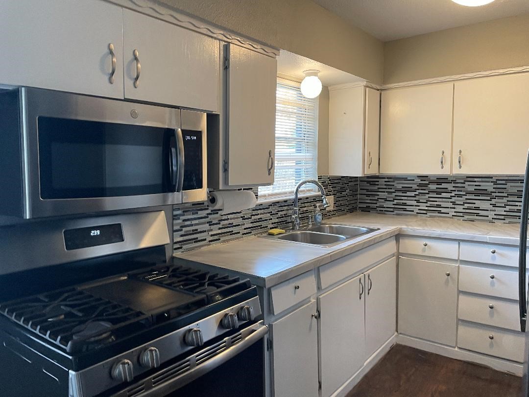 4425 Jane Anne Street Haltom City TX 76117