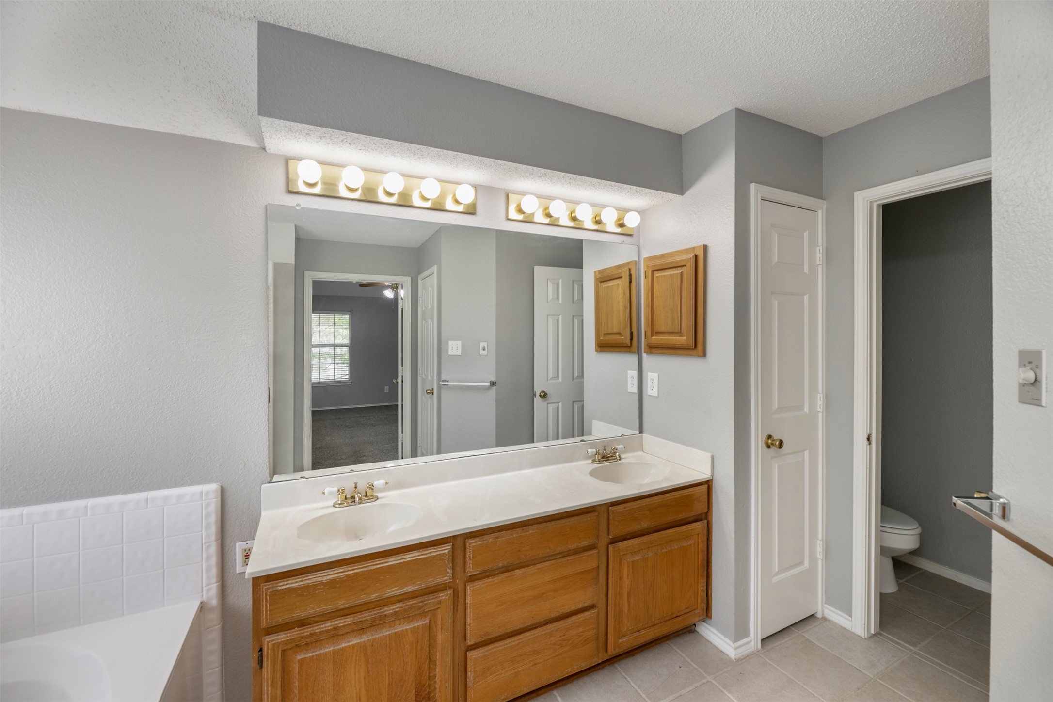 6804 Ashmont Drive Plano TX 75023