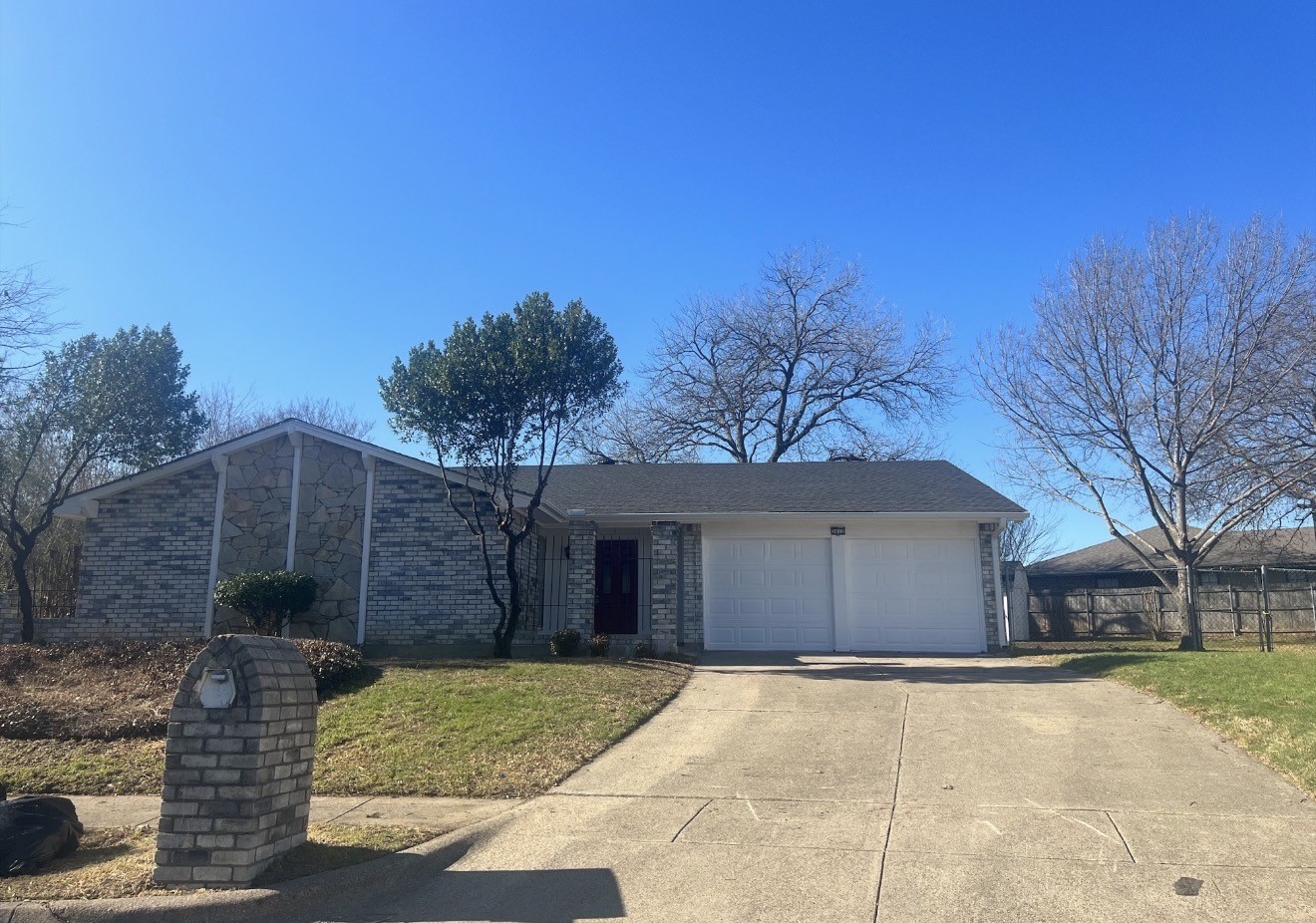 3012 Barrington Court Arlington TX 76014