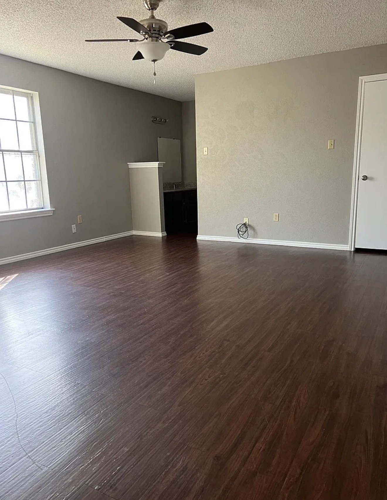 3012 Barrington Court Arlington TX 76014