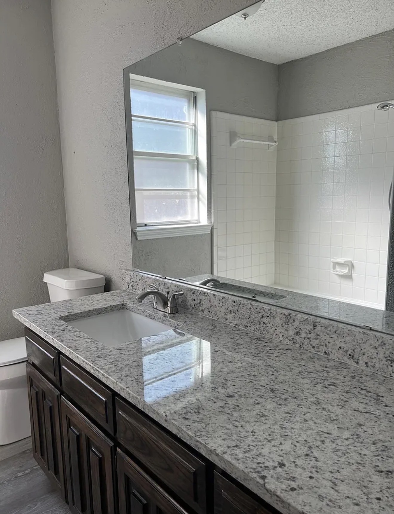 3012 Barrington Court Arlington TX 76014