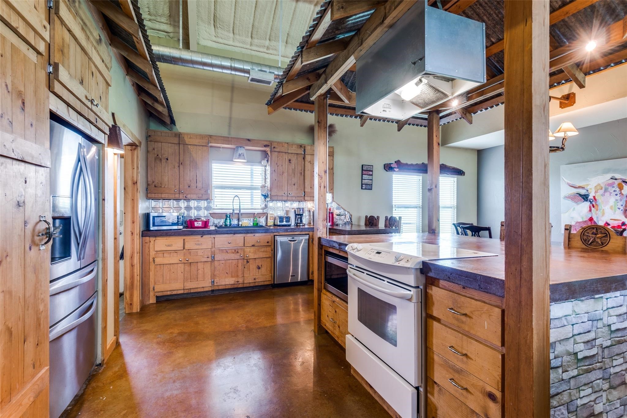 15350 Us Highway 380 Krum TX 76249